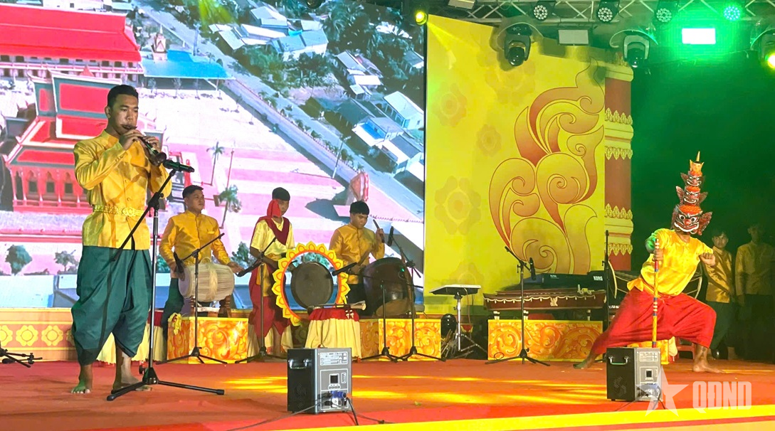 Vĩnh Long: Khai mạc Hội thi trình diễn nhạc cụ truyền thống dân tộc Khmer lần thứ I